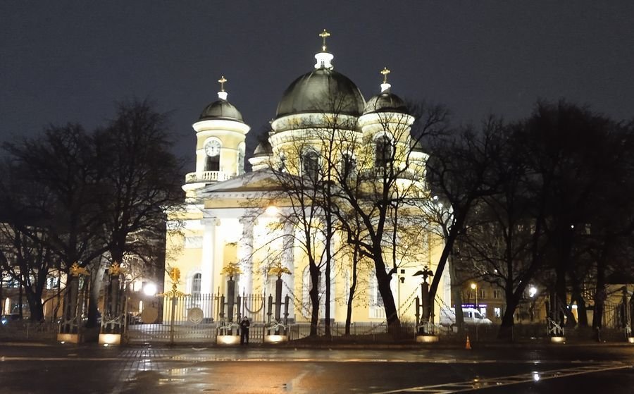 Храм преображенского полка. Питер места для посещения.