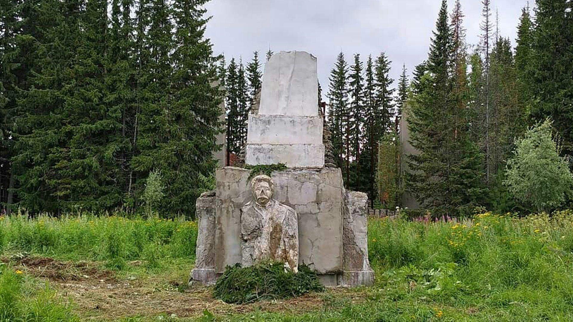 Сталинский Пантеон в Курейке