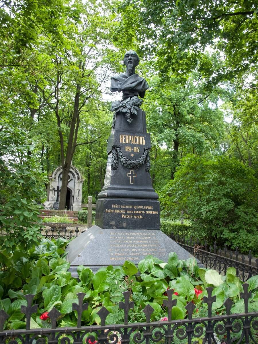 Новодевичье кладбище Санкт-Петербург