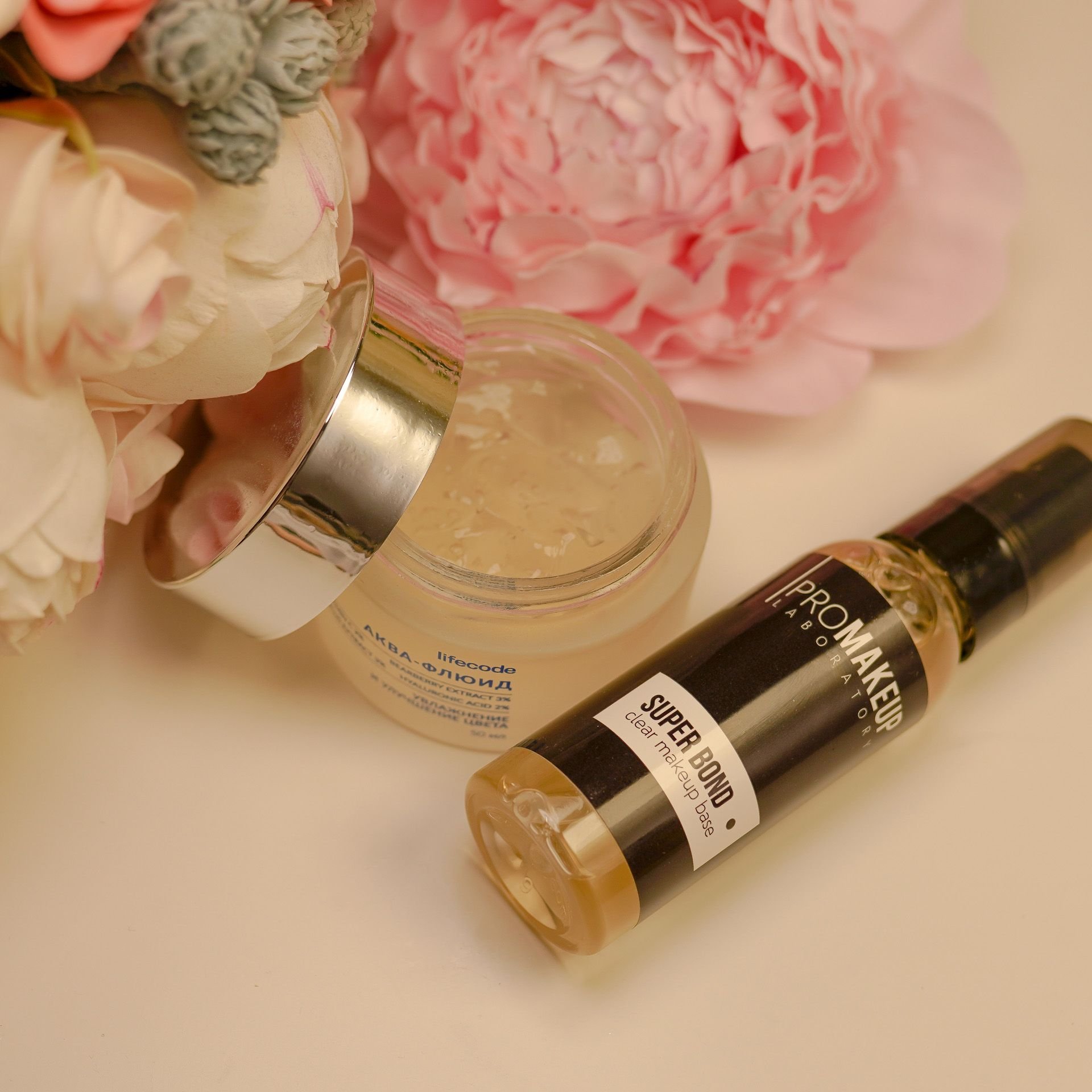 Как избежать шелушения кожи летом: секреты комфорта и гладкости