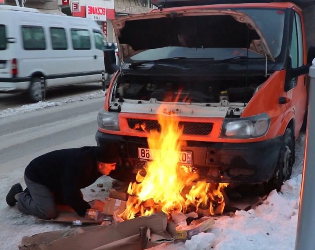 прогрев техники. подогрев авто на севере. прогрев техники. прогреть машину. прогрев техники.