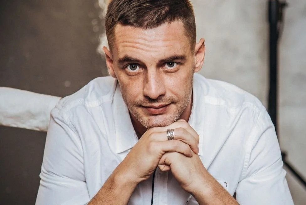 актёр антон батырев. кино артёр антон батыров. антон богатырев. актёр антон батырев.