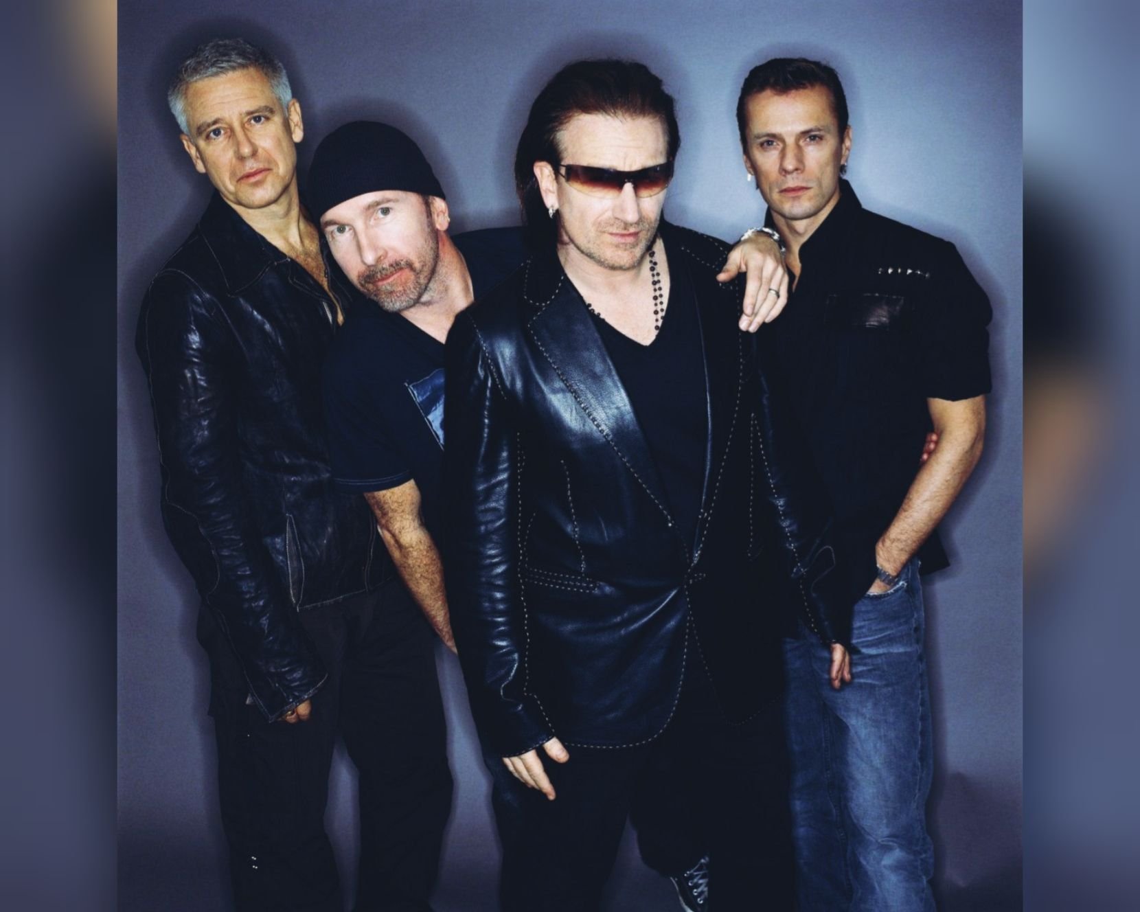Русское групп ю. U2 участники группы. Группа u2. Ирландская группа u2. U2 солист.
