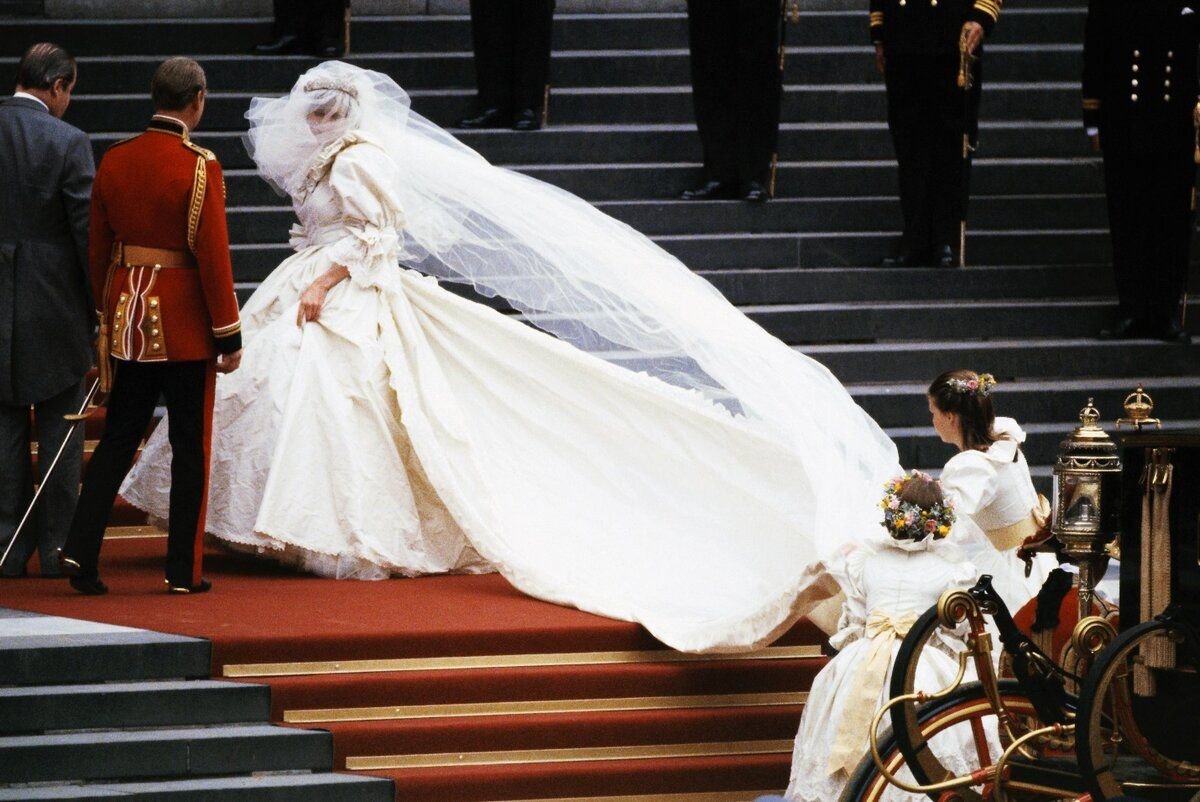 Платье принцессы дианы на свадьбе