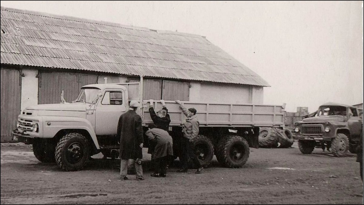 газ-33 газ-33 газ. газ 53 трехосный. трёхосный грузовик газ-33. газ 53 33. грузовик газ 33.