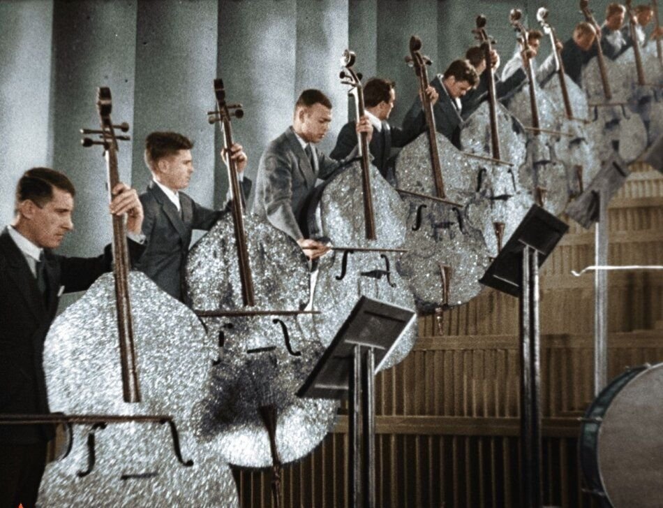 Картинки из фильма веселые ребята