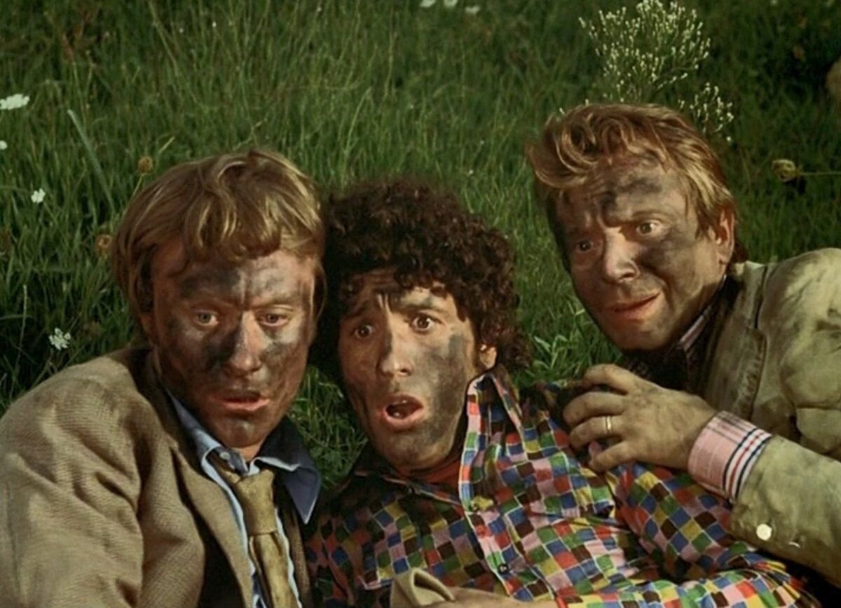 Невероятные приключения итальянцев в России (1973)
