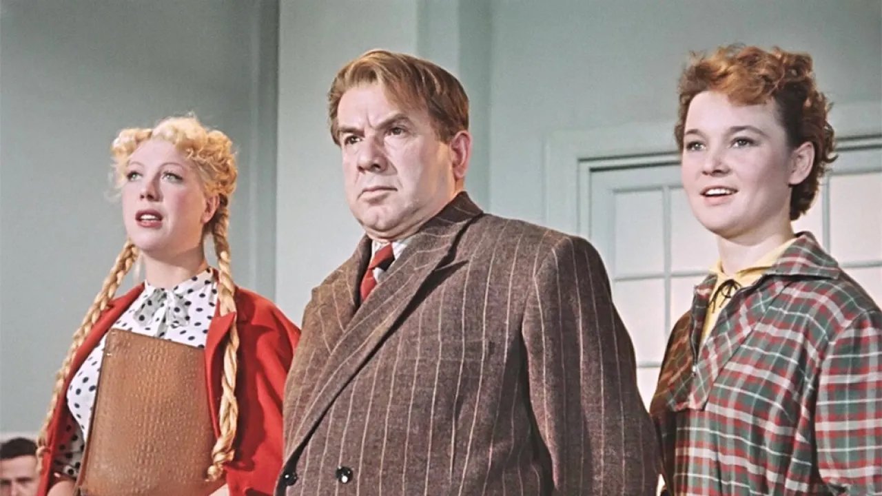 советские комедии 50 х годов. советские комедии образы. никулин в фильме неподдающиеся. фильм гайдая самогонщики. советские комедии 50 х годов.