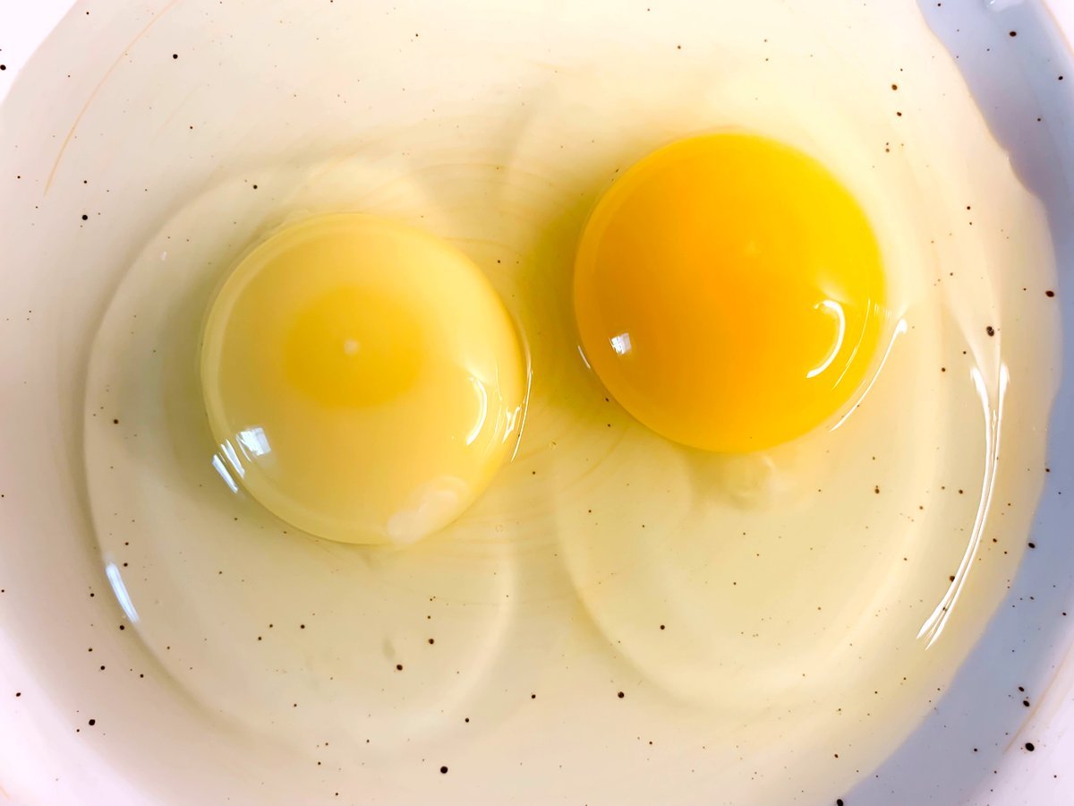 Яйцо сваренное без скорлупы. Способы приготовления яиц. Русский способ приготовления яиц. Сваренное яйцо текстура. Как приготовить яйца без скорлупы