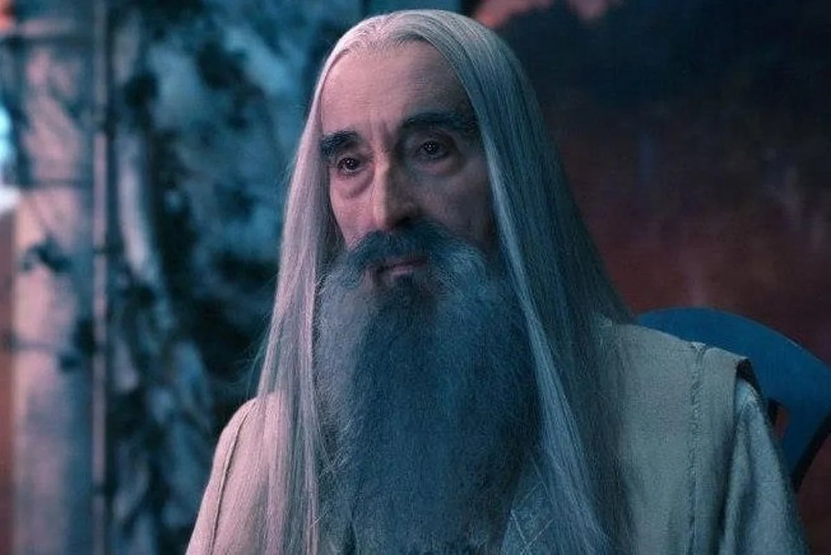 Саруман властелин колец. Кристофер ли Саруман. Саруман Хоббит. Christopher Lee Саруман Saruman. Кристофер ли Саруман Властелин колец.