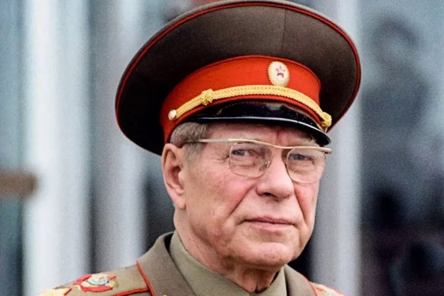 Устинов министр обороны ссср. Устинов министр обороны ссср. Устинов министр обороны ссср. Нарком устинов. Министр вооружений.