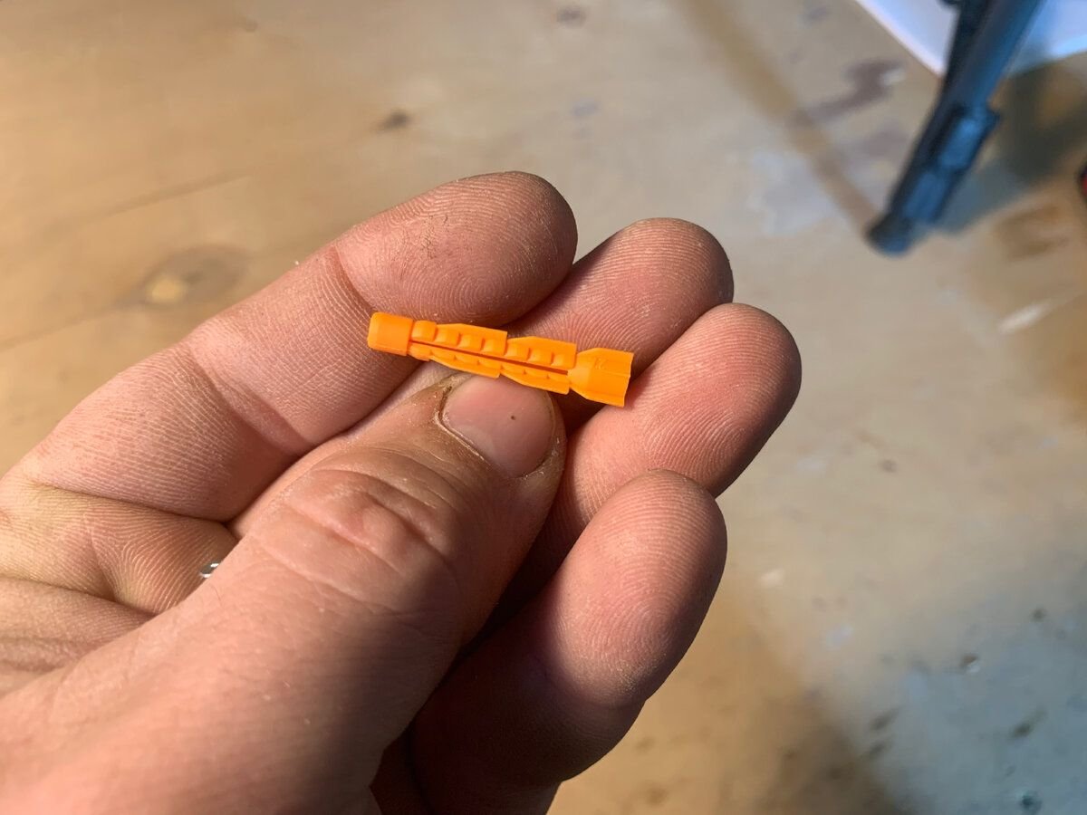 Хитрость обычного дюбеля \"морковка\", о которой знают даже не все ...