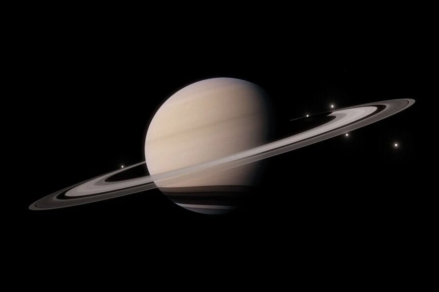 Самая большая система солнечной системы сатурн. Сатурн (Планета). Сатурн (Планета) спутники Сатурна. Спутник планеты Сатурн 4. Вархаммер Сатурн Планета.