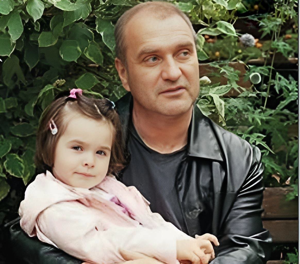 Александр балуев с дочкой фото