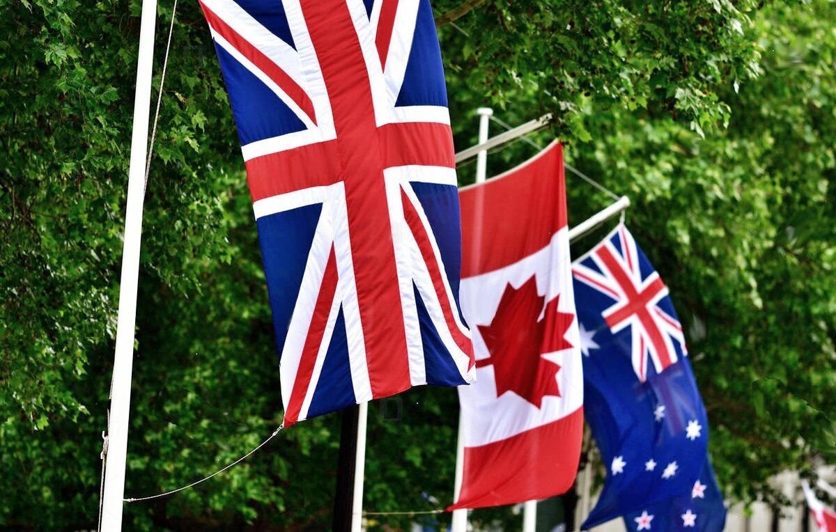 31 января 2020 г великобритания покинула ес. 2020 — выход великобритании из европейского союза (brexit). первая мировая война антанта и тройственный союз. союз антанта англия ,франция. международные отношения.