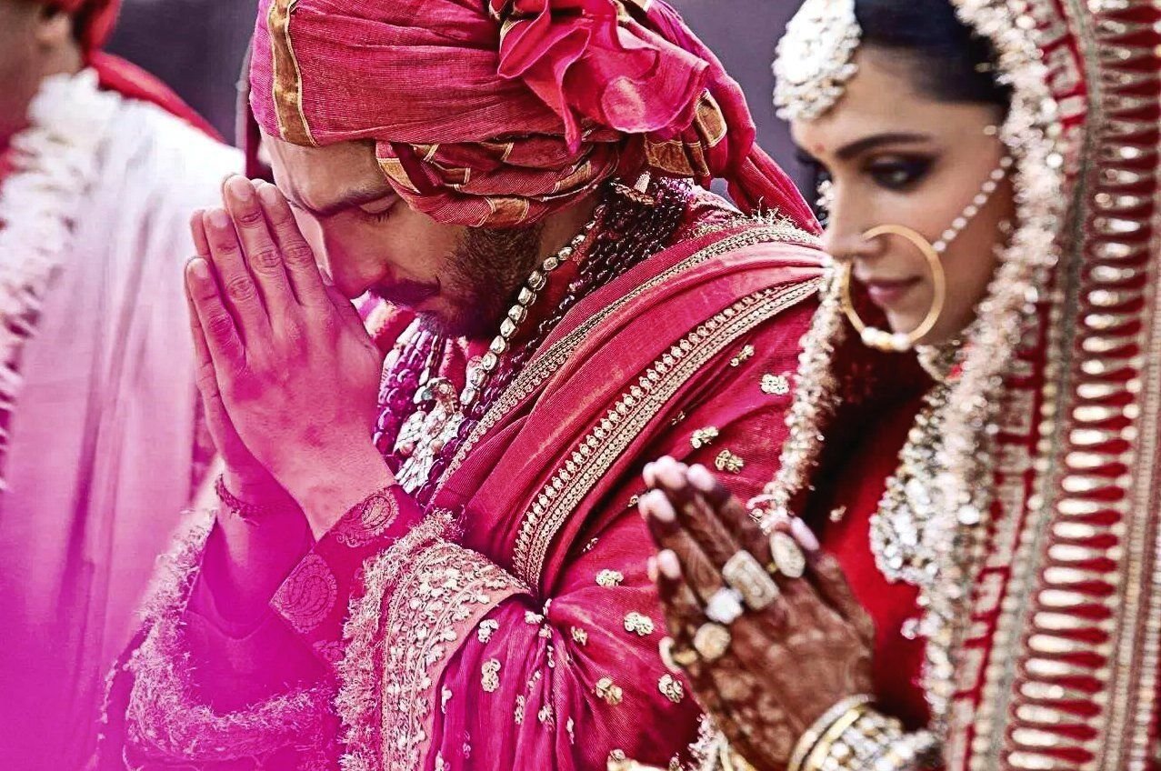 свадьба индусов. традиционная индийская свадьба. свадьба индусов. свадьба в индии. индийская свадьба.