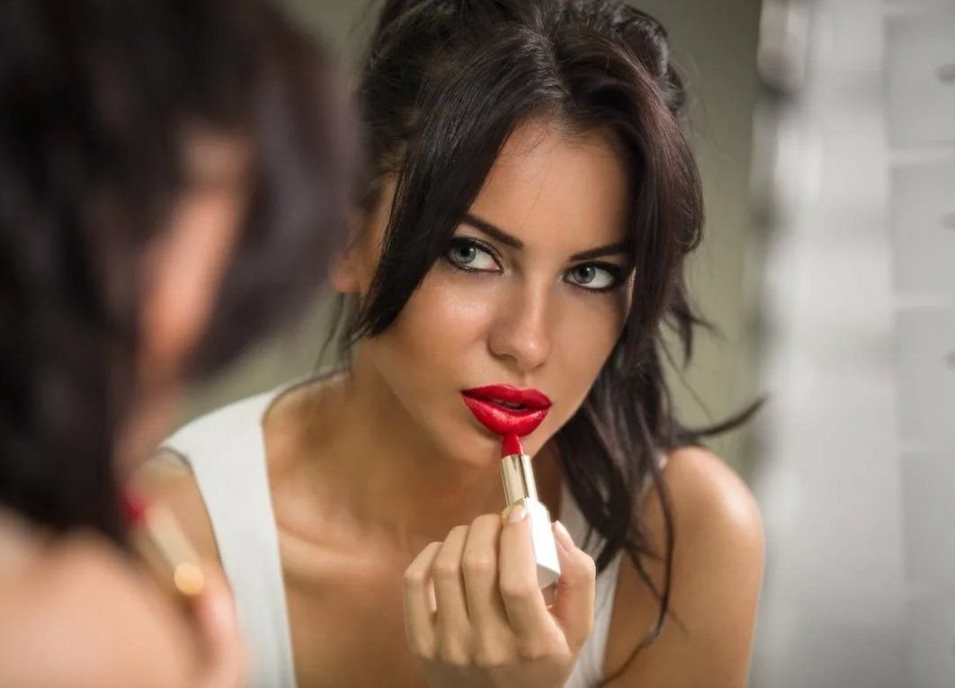 Здоровый цвет лица и глубина взгляда 5 хитростей при нанесении макияжа