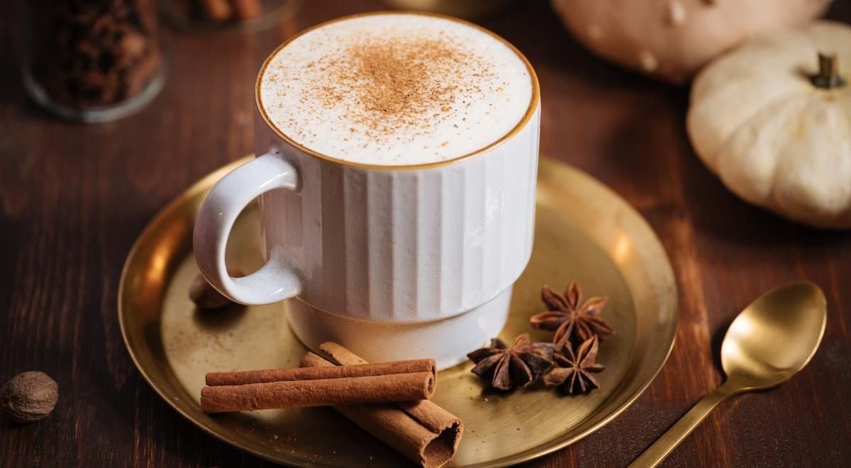 кофе с корицей по четвергам заговор. масала чай. кофе с циннамоном. 1920 1080 обои на рабочий стол кофе с корицей. кофе.
