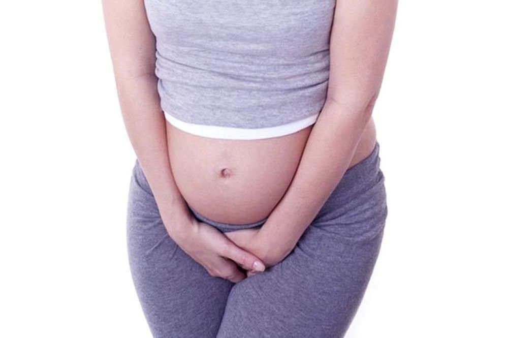 Мочеиспускание у беременных. Частое мочеиспускание при беременности картинки. Картинки беременных женщин. Учащённое мочеиспускание у женщин беременность. Частое мочеиспускание при беременности в третьем триместре.