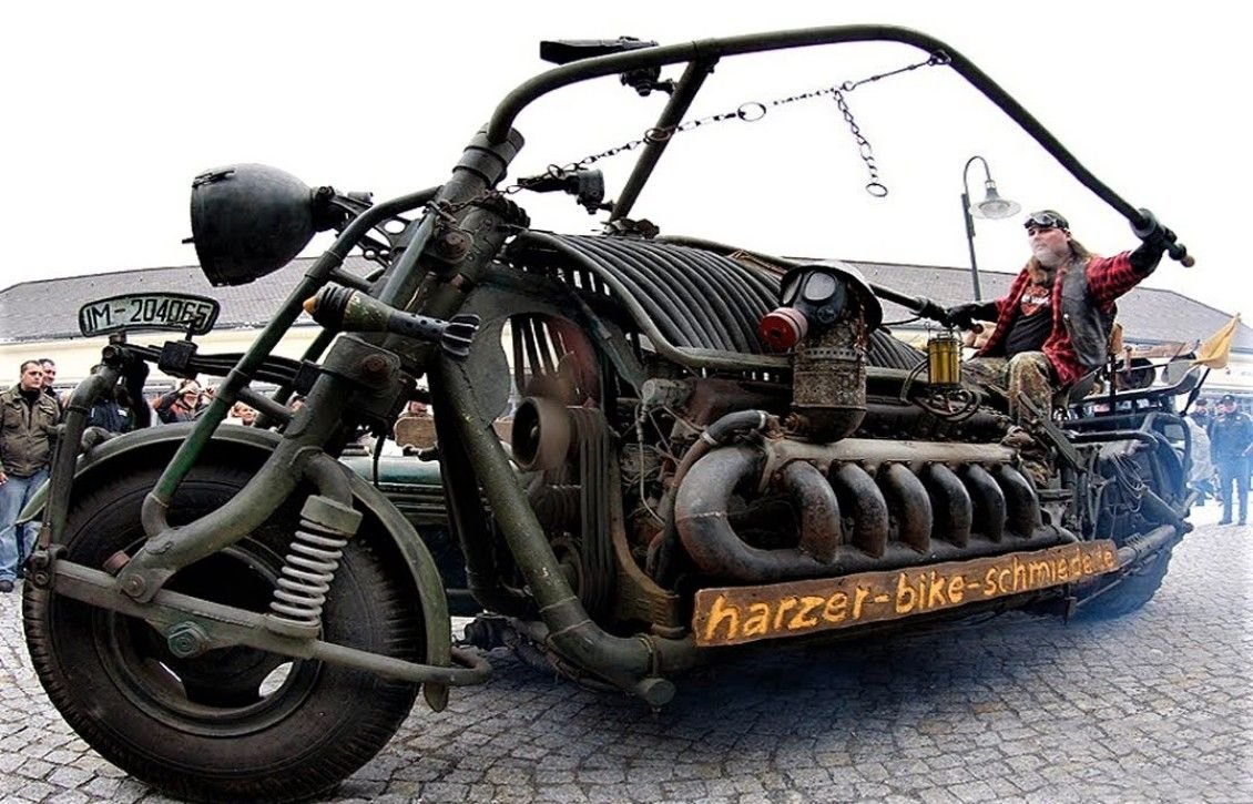 Мотоцикл с танковым двигателем