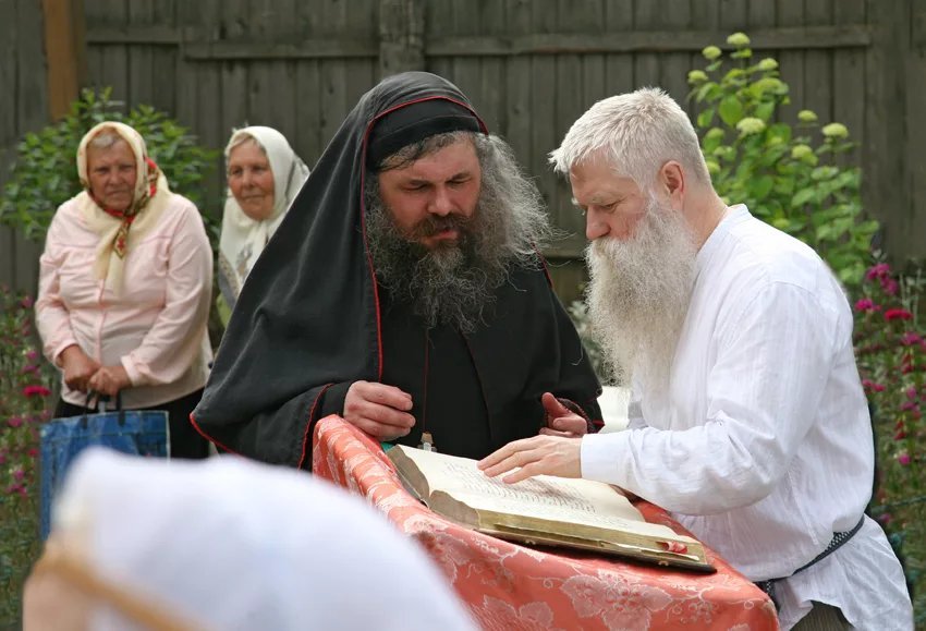 Старообрядцы. Старообрядцы (раскольники, староверы). Никон Старовер. Рябиновцы староверы. Староверы двоедане.