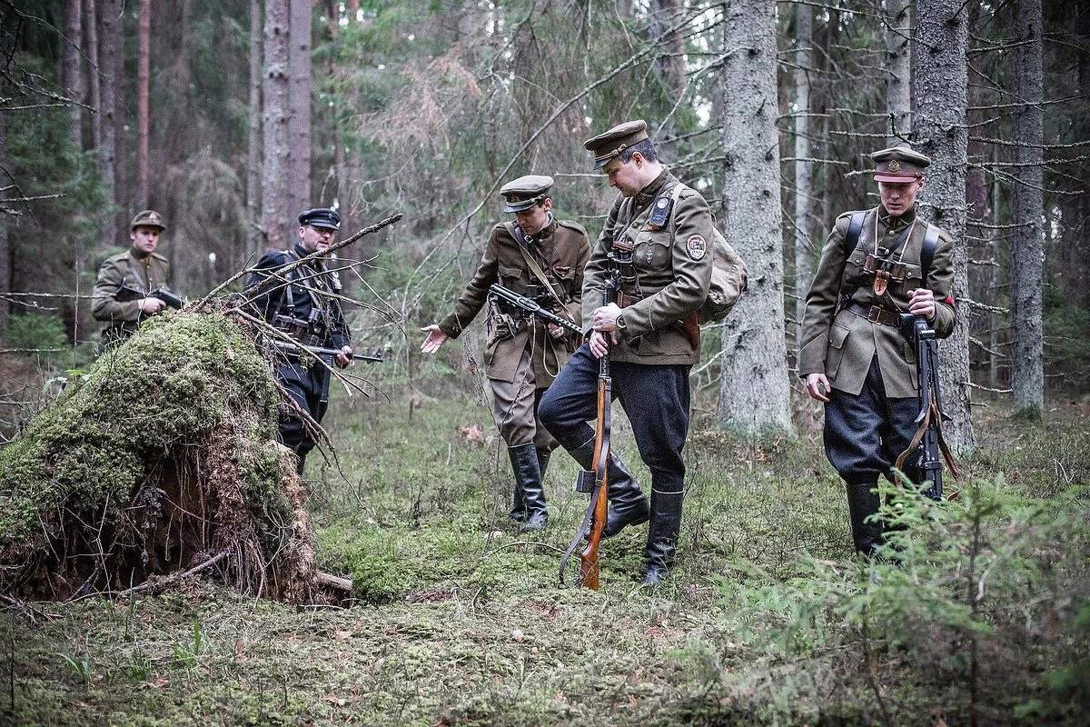 Братья леса. Литовские Лесные братья. Литовские Партизаны Лесные братья. Литовские Лесные братья 1944. Литовские националисты Лесные братья.