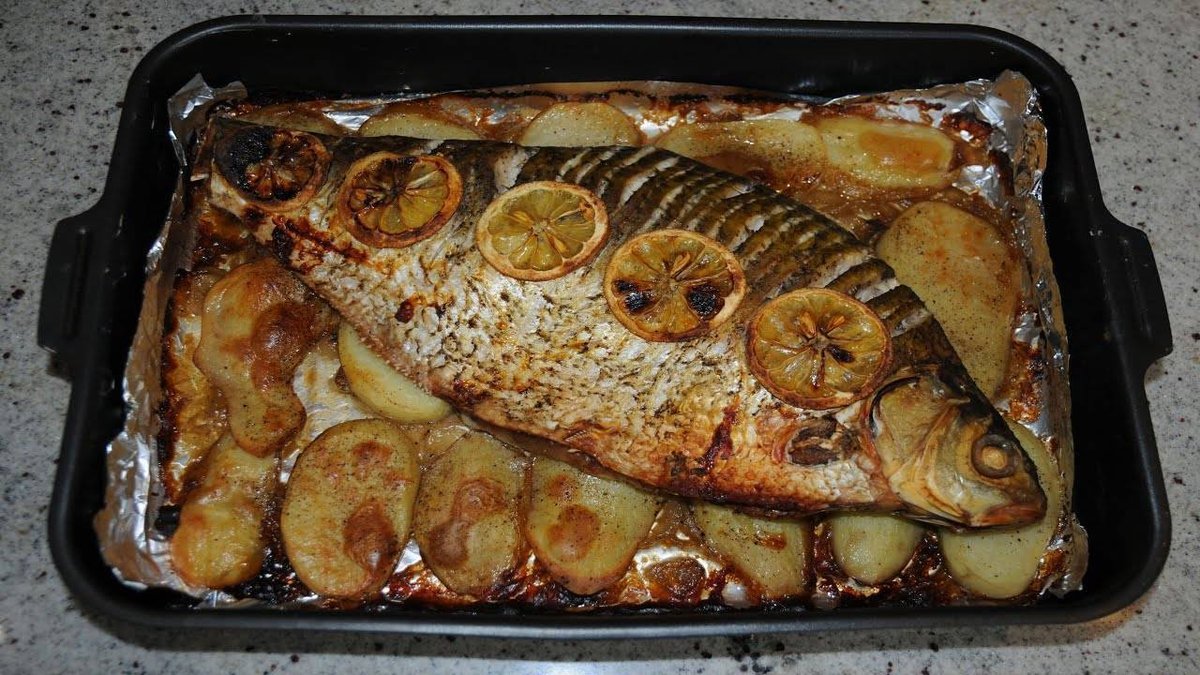 фото жареной рыбы в духовке