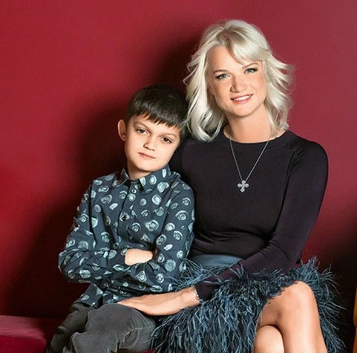 Светлана хоркина фото с сыном и мужем