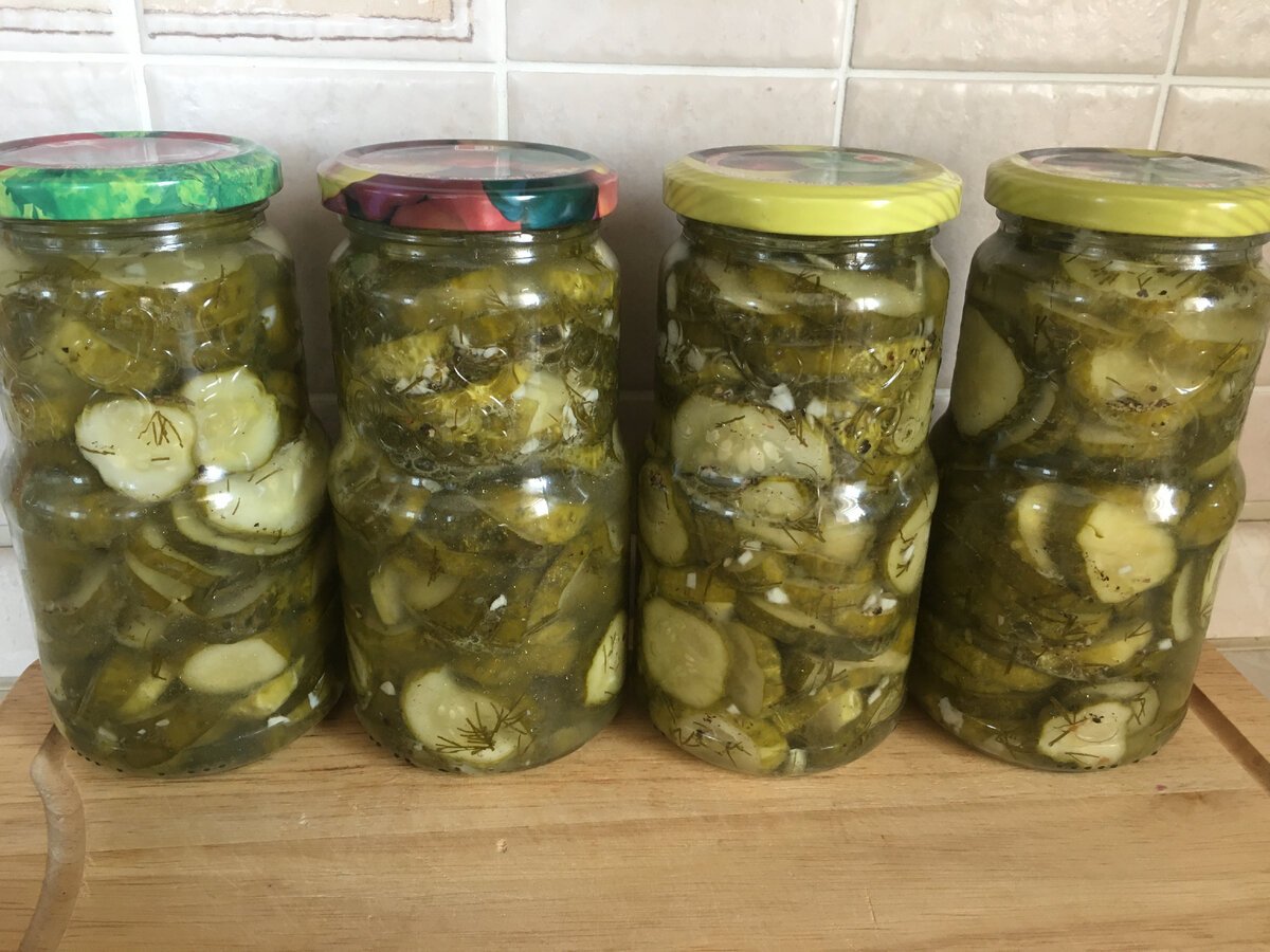 Салат из свежих огурцов на зиму без лука и варки. Просто