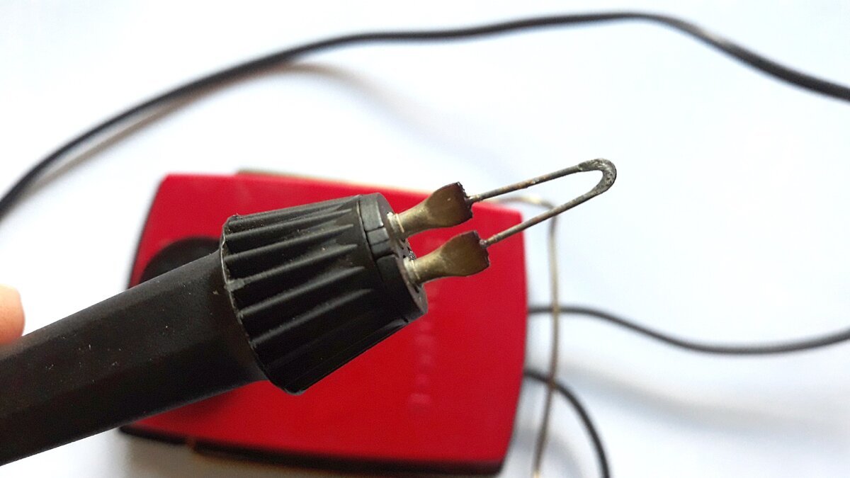 Выжигатель по дереву описание. Прибор для выжигания по дереву струнный. Электровыжигатель узор-10к. Выжигатель hareline cautery. Multiart набор для выжигания внедорожники.