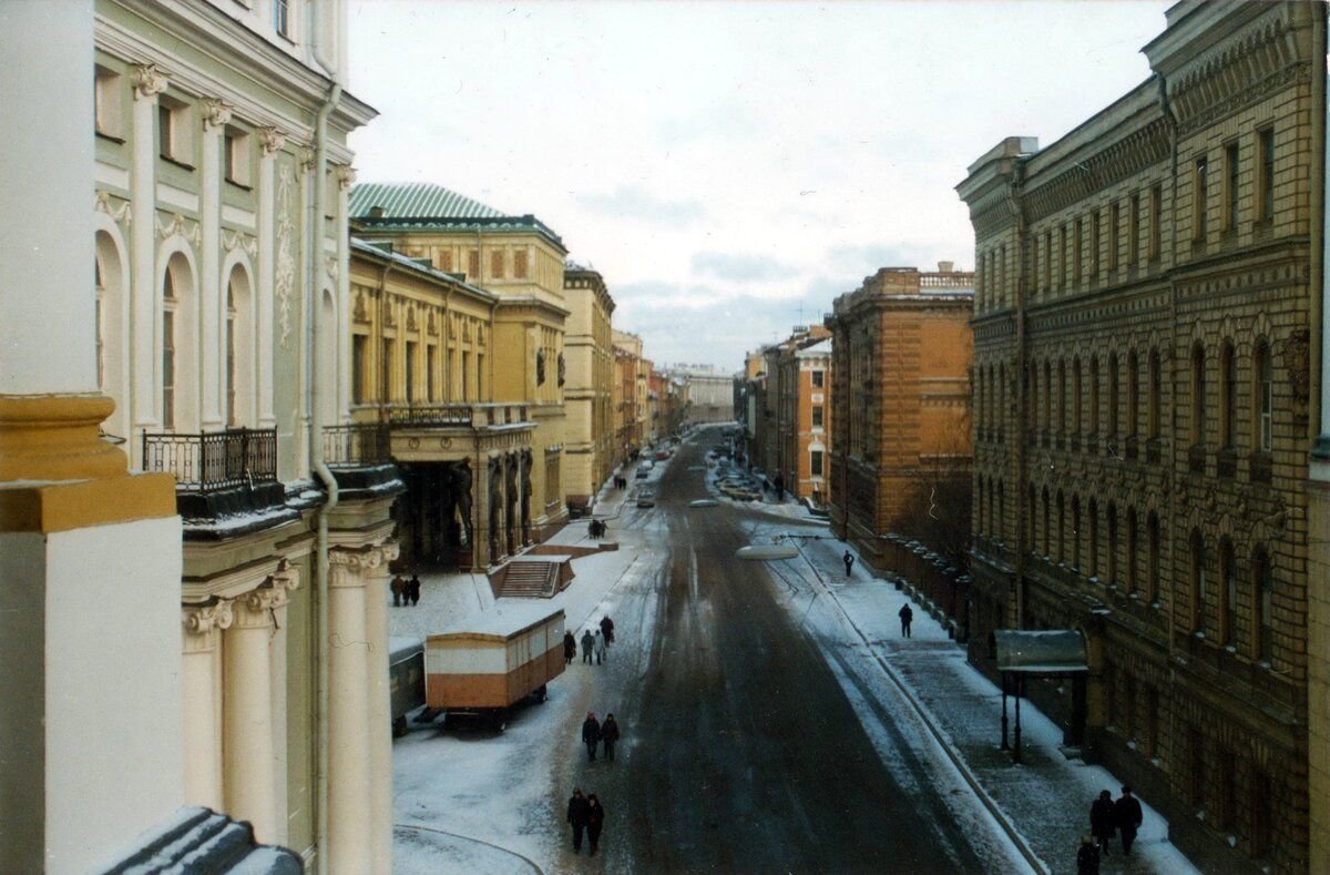 Санкт петербург миллионная улица