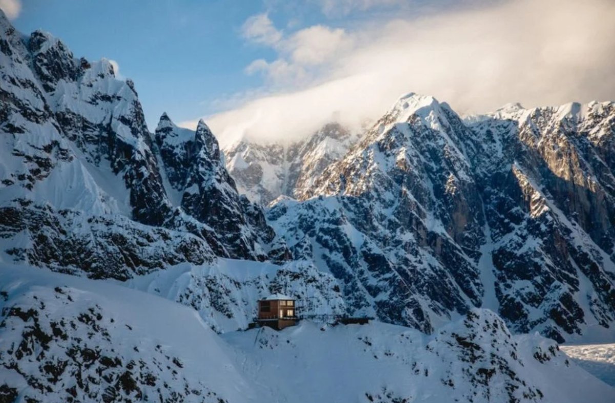 Самый удаленный. Sheldon Chalet Аляска. Sheldon Chalet (национальный парк Денали, Аляска, США). Шале Шелдон. Sheldon Chalet.