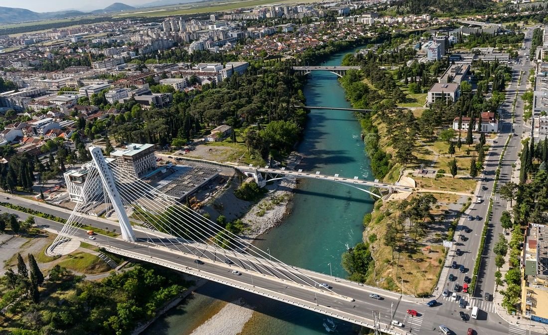 Черногория столица подгорица. Подгорица отзывы. Подгорица монтенегро. Montenegro podgorica. Мост миллениум черногория.