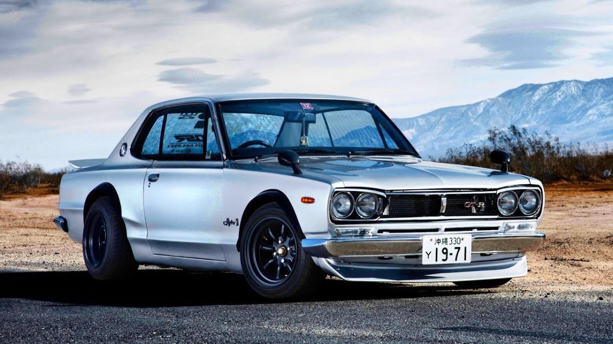 Nissan Skyline 2000