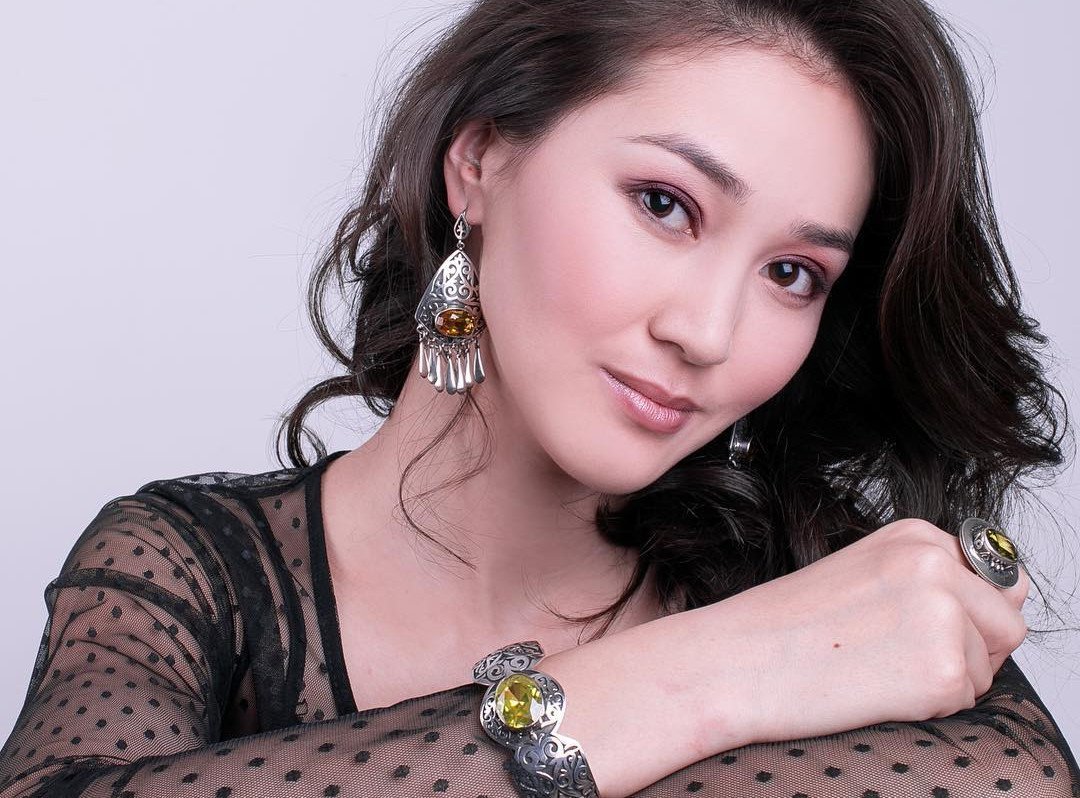 Элина Абай кызы