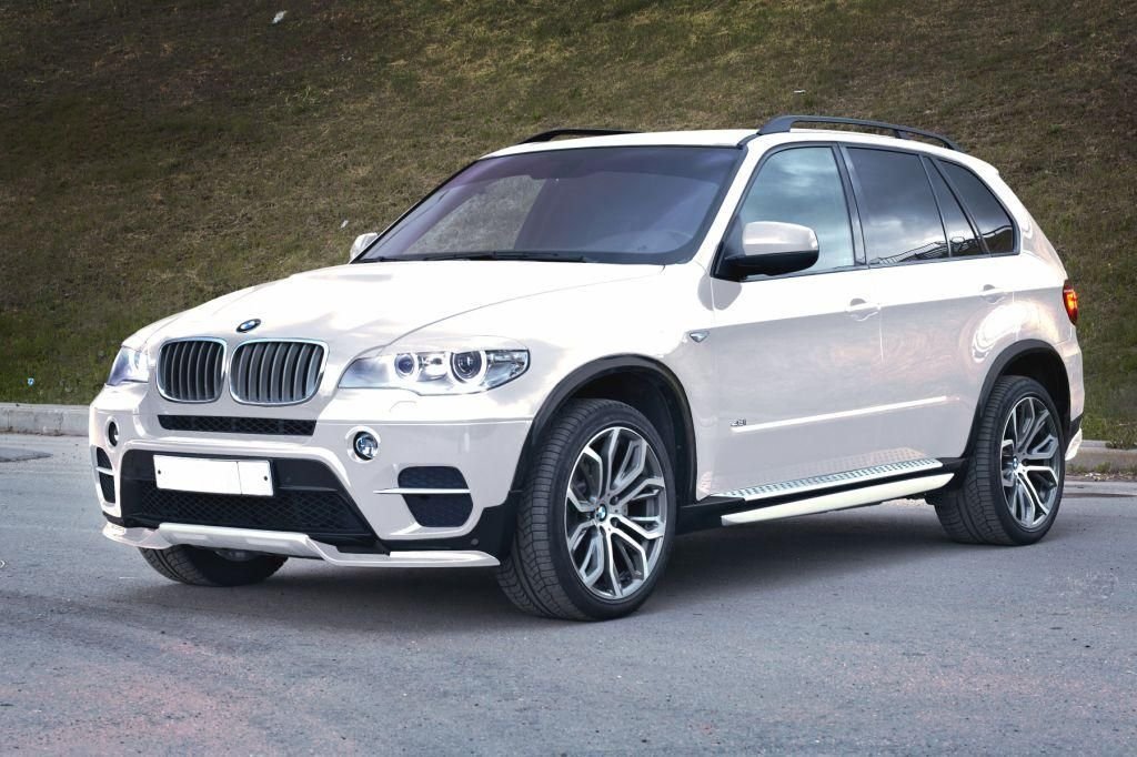 Обвес х5 е70. BMW x5 e70 White. БМВ Икс 5 е 70. BMW x5 e70 белый. БМВ Икс 5 70 кузов.