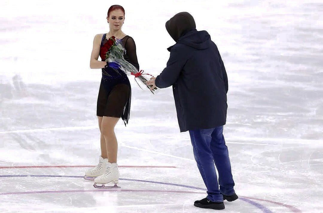 Фото александры трусовой на льду