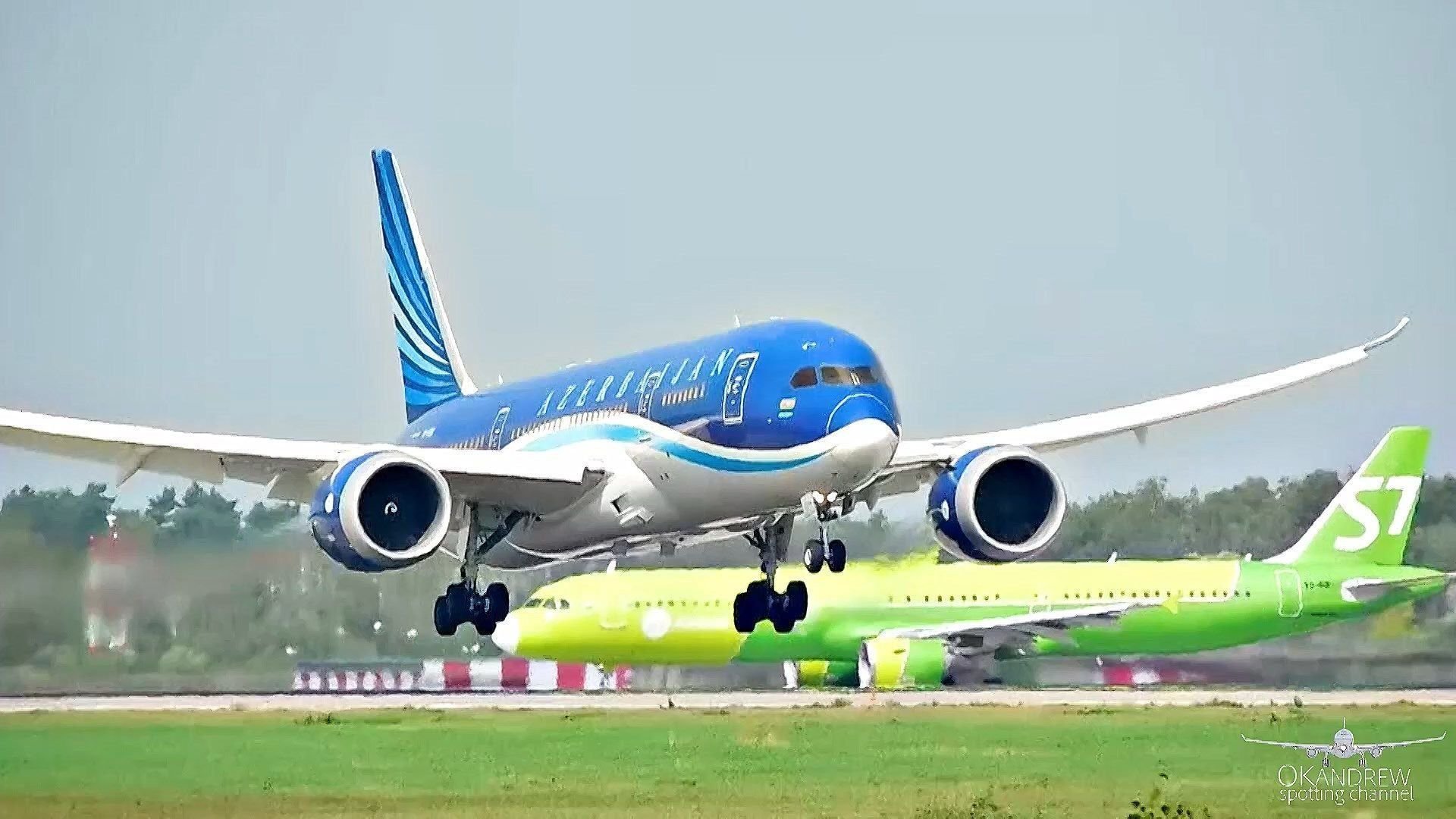 Самолет Боинг 787-8 Dreamliner | Посадка и взлёт из аэропорта ...