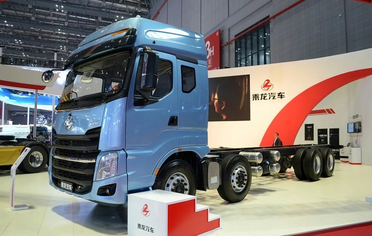 Грузовик Донгфенг Dongfeng