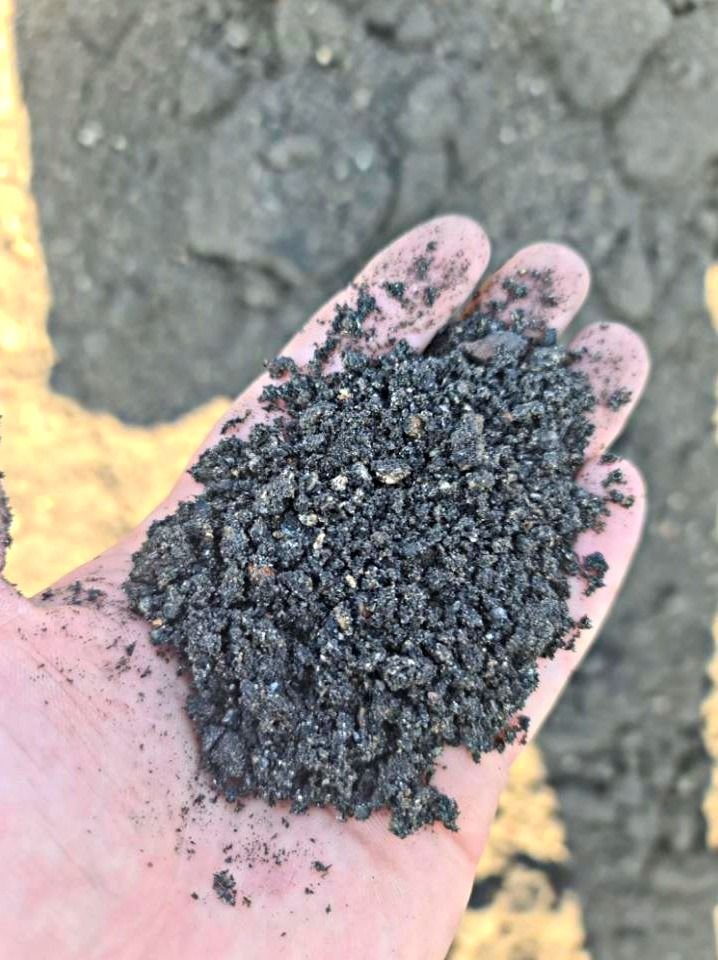 Можно использовать золу от угля. Можно использовать золу от угля. Использовать золу от сгоревших пластмасс. Угольная зола. Шлак от угля.