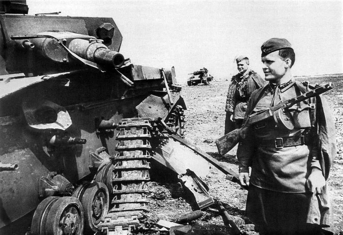 Три боя танкиста. Подбитые танки ВОВ 1941-1945. Фото подбитых танков ВОВ 1941-1945. Юго -Западный фронт 1942 года. Немецкие танки ВОВ 1941-1945.