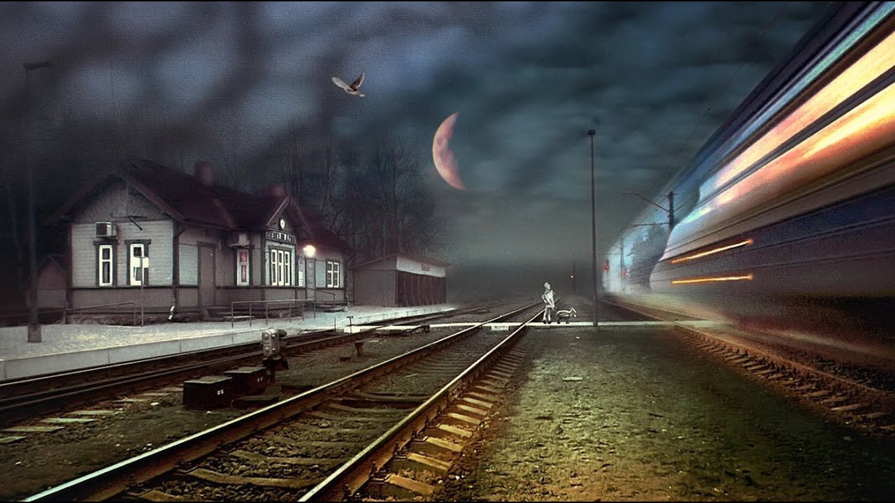 Станция загадочная. Небесный поезд. Поезд и молния. Полустанок.