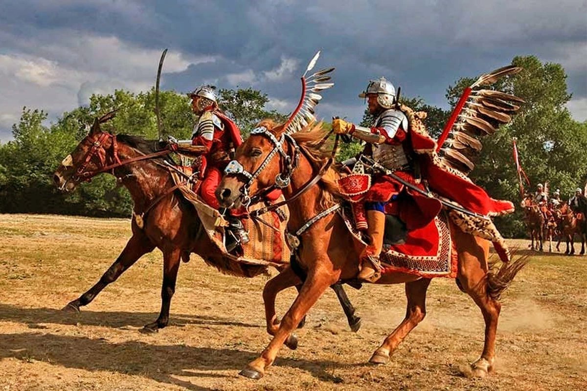 польские крылатые гусары. польские крылатые гусары. конница польских гусар. конница польских гусар. польская конница.