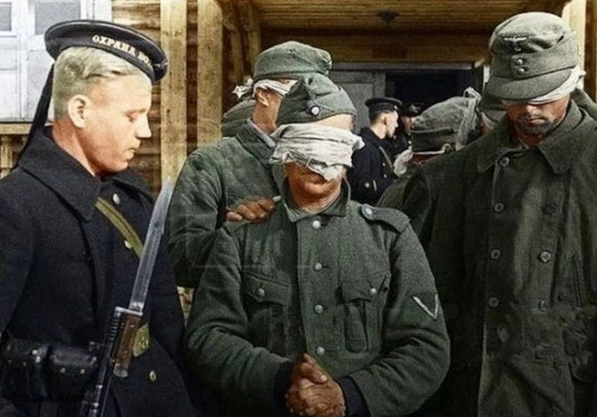 зарплата военнопленных. зарплата военнопленных. зарплата военнопленных. немцы оставшиеся в ссср после войны. солдаты вермахта в советском лагере.