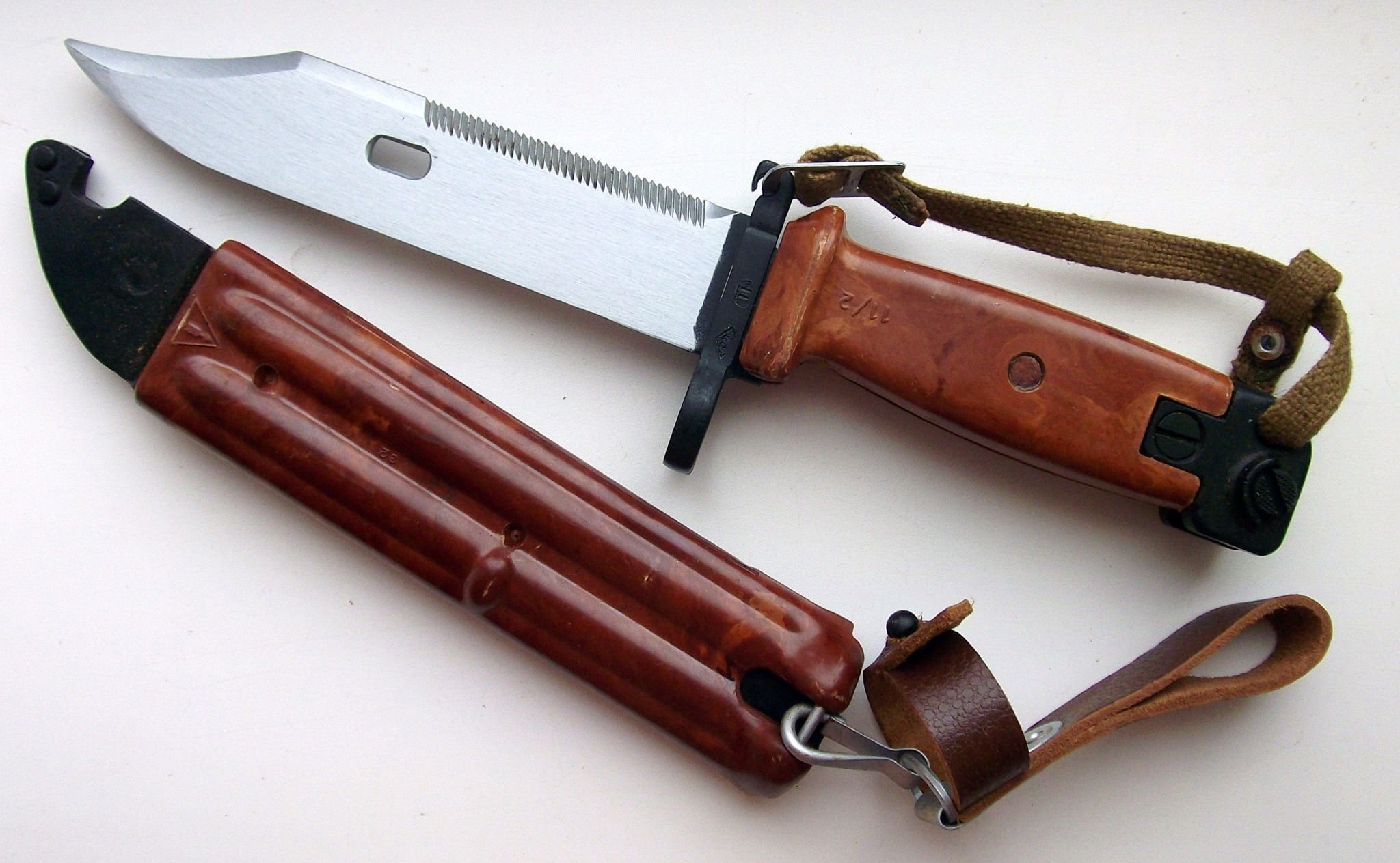 холоднее штык ножа. холоднее штык ножа. штык ак 74. холоднее штык ножа. боевой нож спецназа.