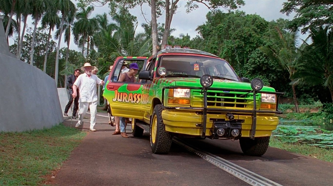 Jurassic park кто напал на машину. Форд эксплорер парк Юрского периода. Ford Explorer 1993 Jurassic Park. Парк Юрского периода 1. Парк Юрского периода 1 машины.