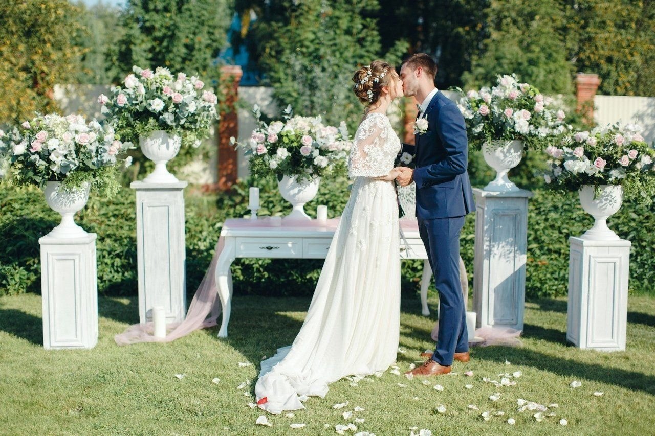 Связать себя узами брака на свежем воздухе: как спланировать идеальную ...