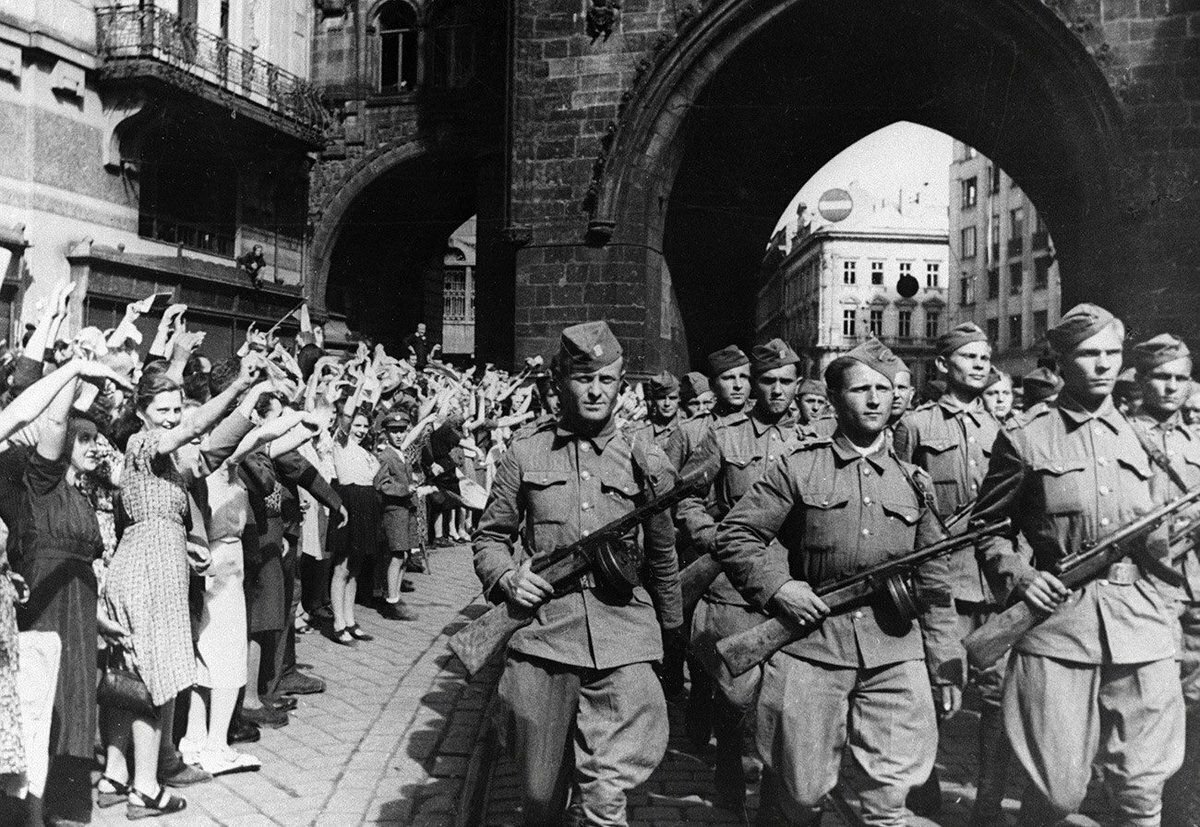 Фото солдат 9 мая 1945