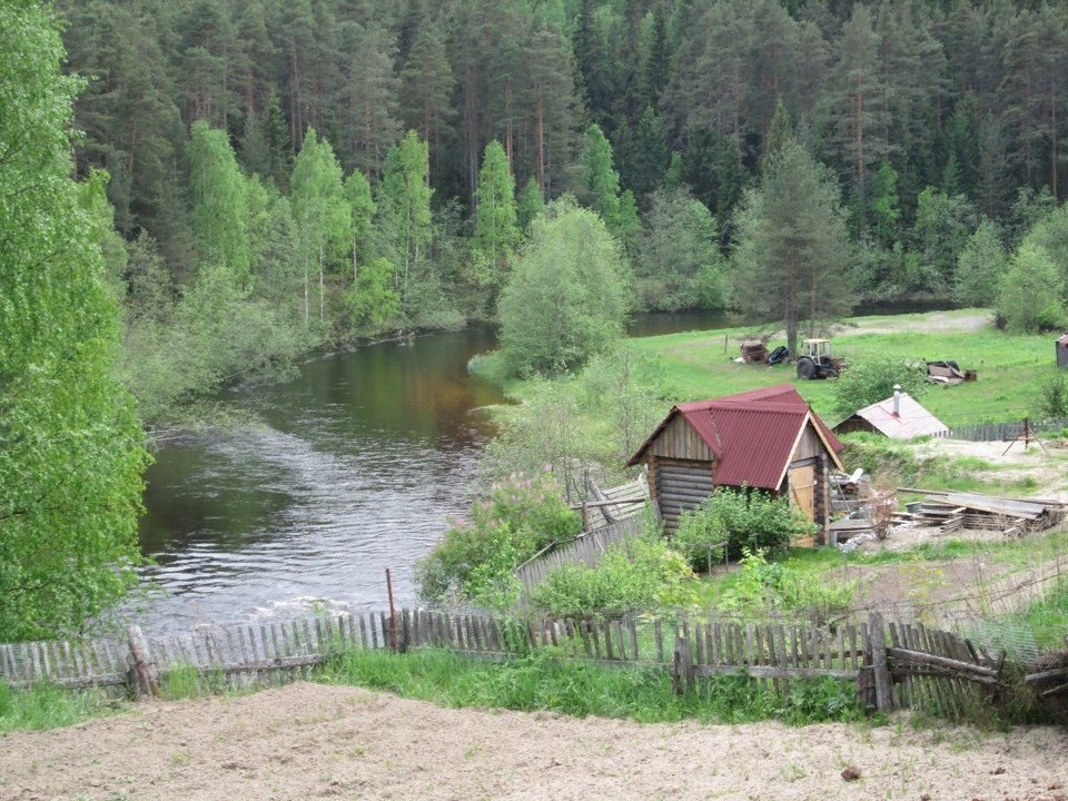 Любовь и голуби где снят. Медвежьегорск Карелия любовь и голуби. Медвежьегорск любовь и голуби место съемок. Медвежьегорск Карелия место съёмок. Медвежьегорск дом любовь и голуби.