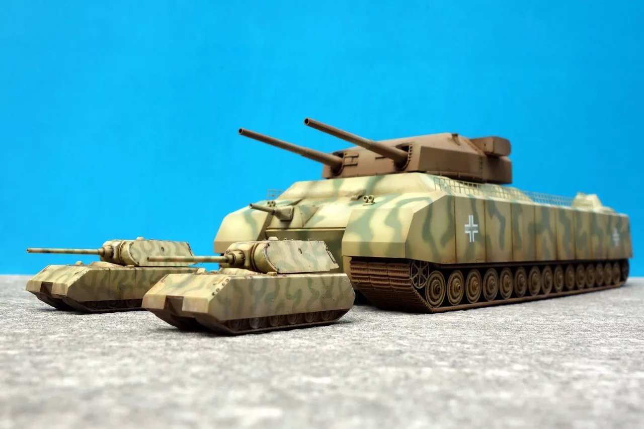 Танк тонн. Танк p1000 Ratte. Танк Landkreuzer p1000 Ratte. Ленд Крузер п 1000 РАТТЕ. Сверхтяжелый танк p 1000 «Ratte»(.